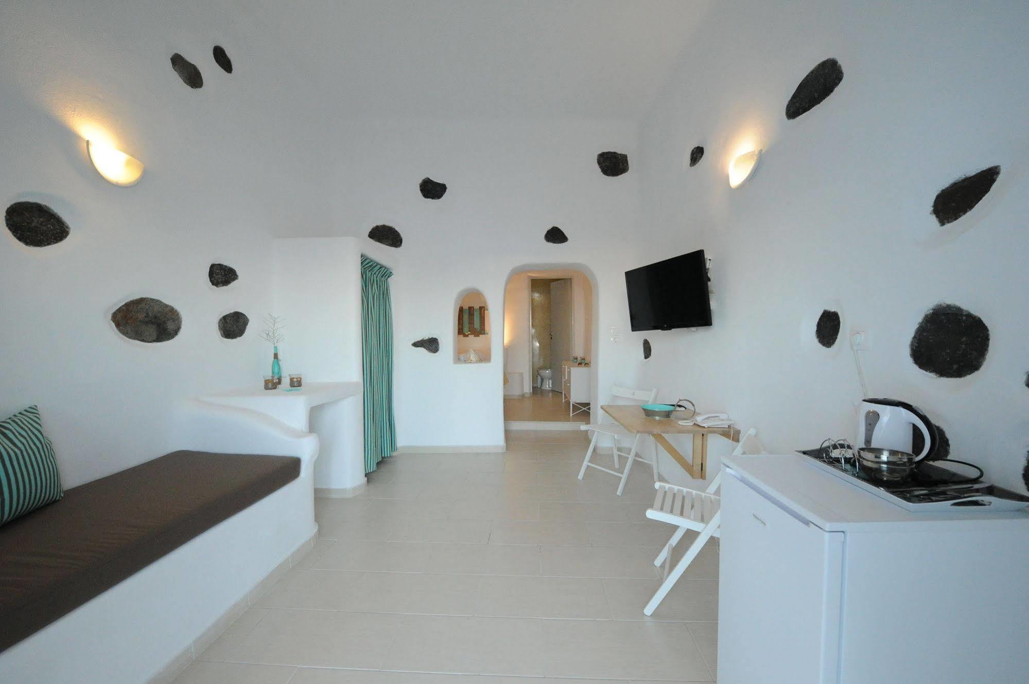 Manias Fira Residences Экстерьер фото